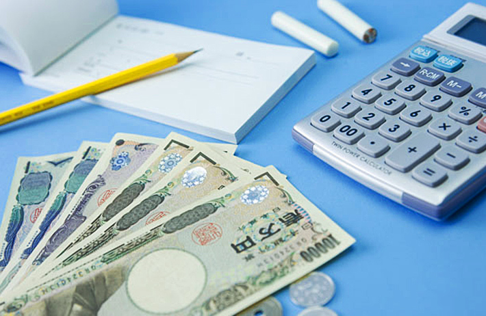 店舗保険に加入していれば、営業停止処分を受けた場合の休業リスクがカバーされます