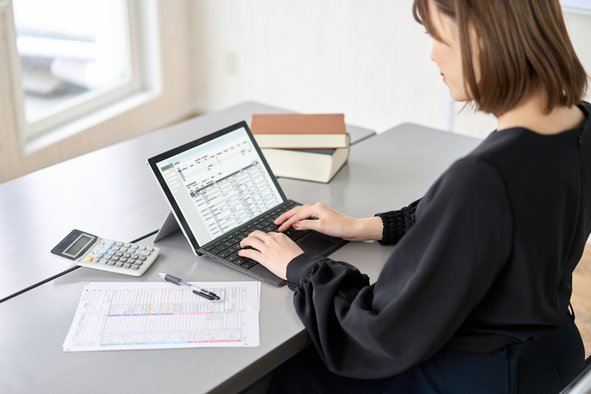 個人事業主の火災保険選び|自宅兼事務所・店舗のリスク対策と経費の基本